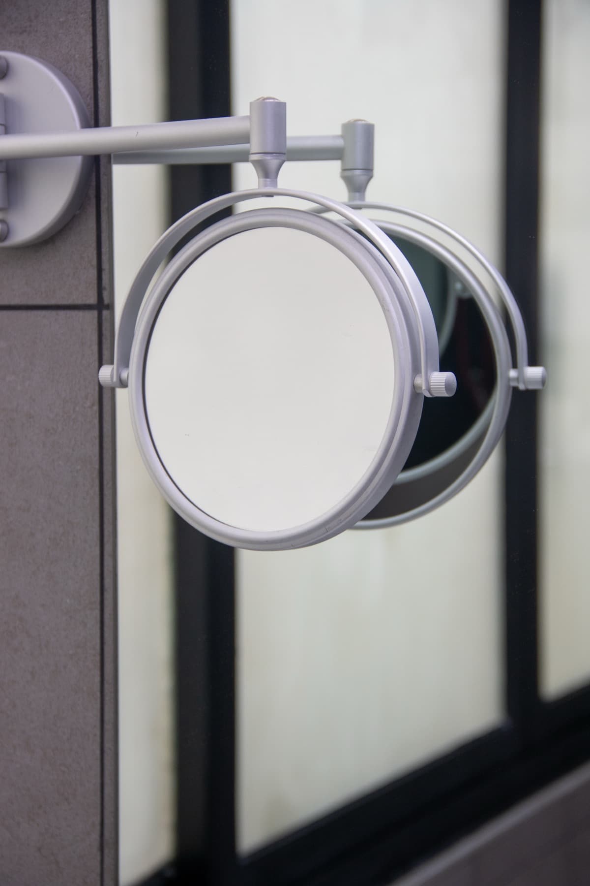 Bathrooms — Résidence Feuille, hotel in Pointe-Noire